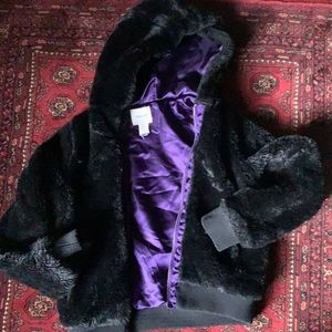 Blk Faux fur jacket with purpl silk interior✨